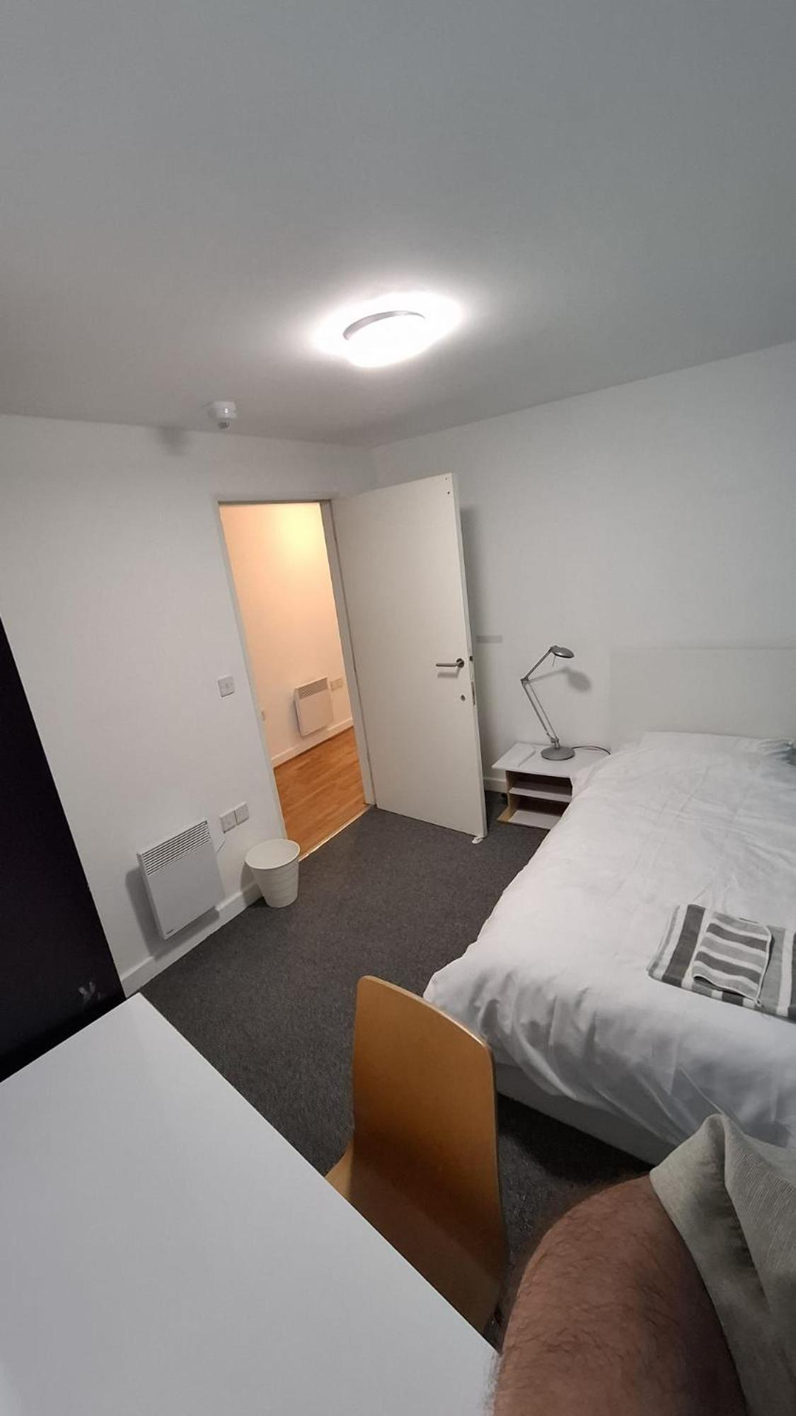 Urban Oasis 2br Centre - Balcony Apartamento